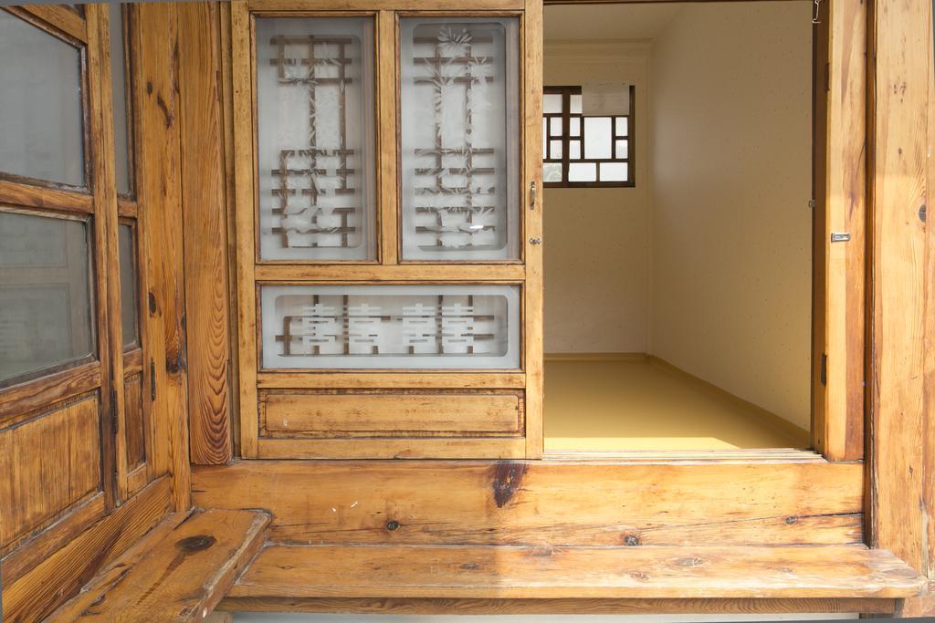 Nuri Hanok Guesthouse Seul Zewnętrze zdjęcie