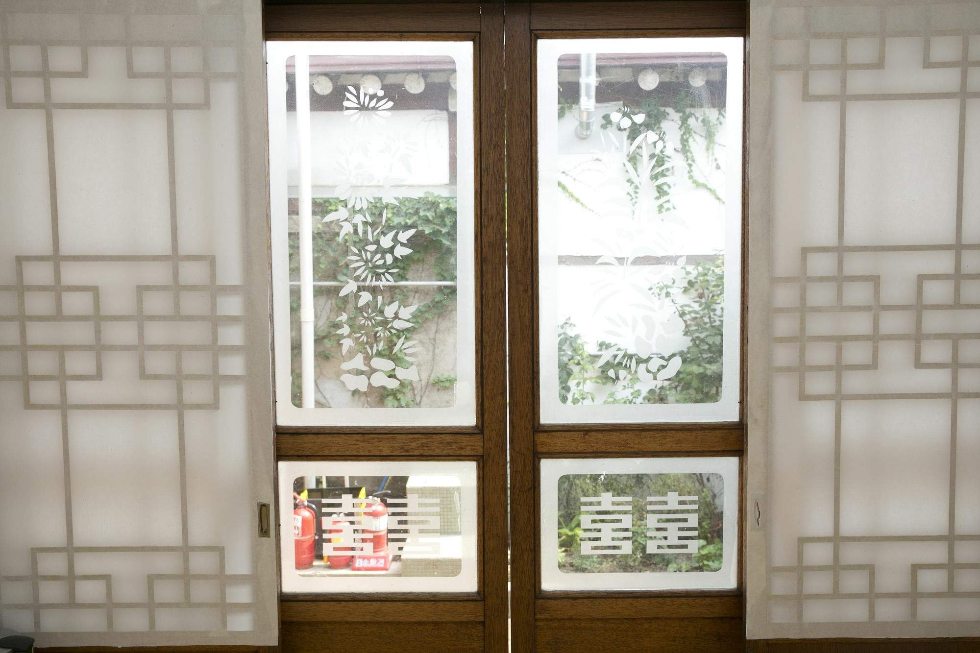 Nuri Hanok Guesthouse Seul Zewnętrze zdjęcie